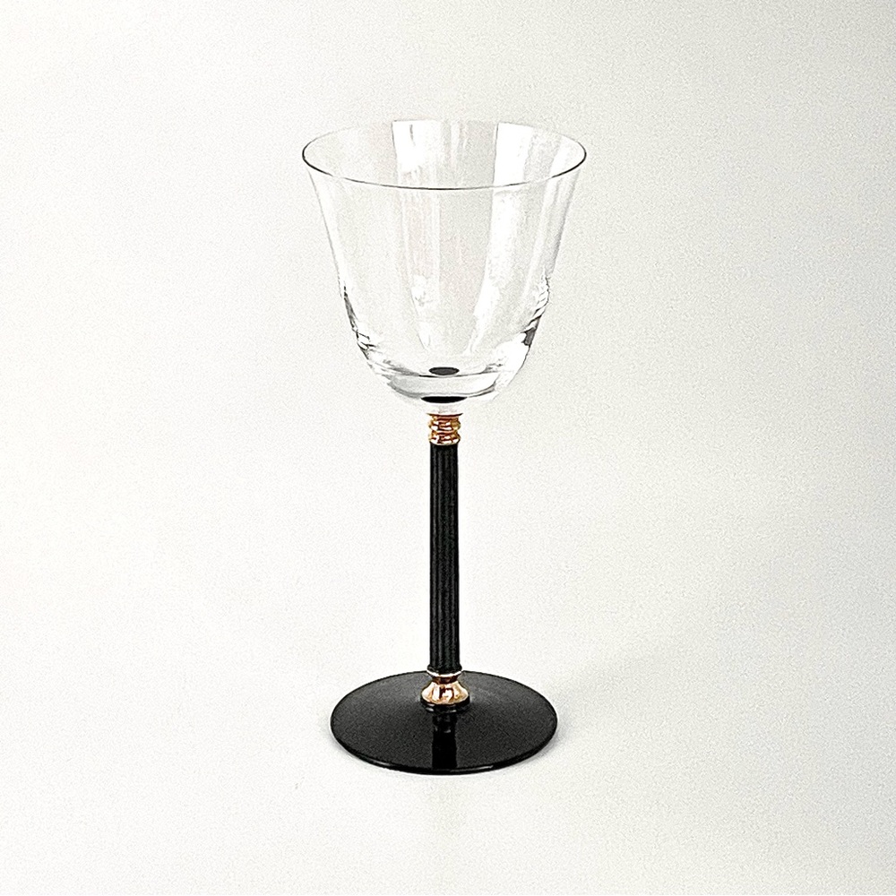Sasaki Elegant Black and Gold Wine Glasses/Eight Glasses